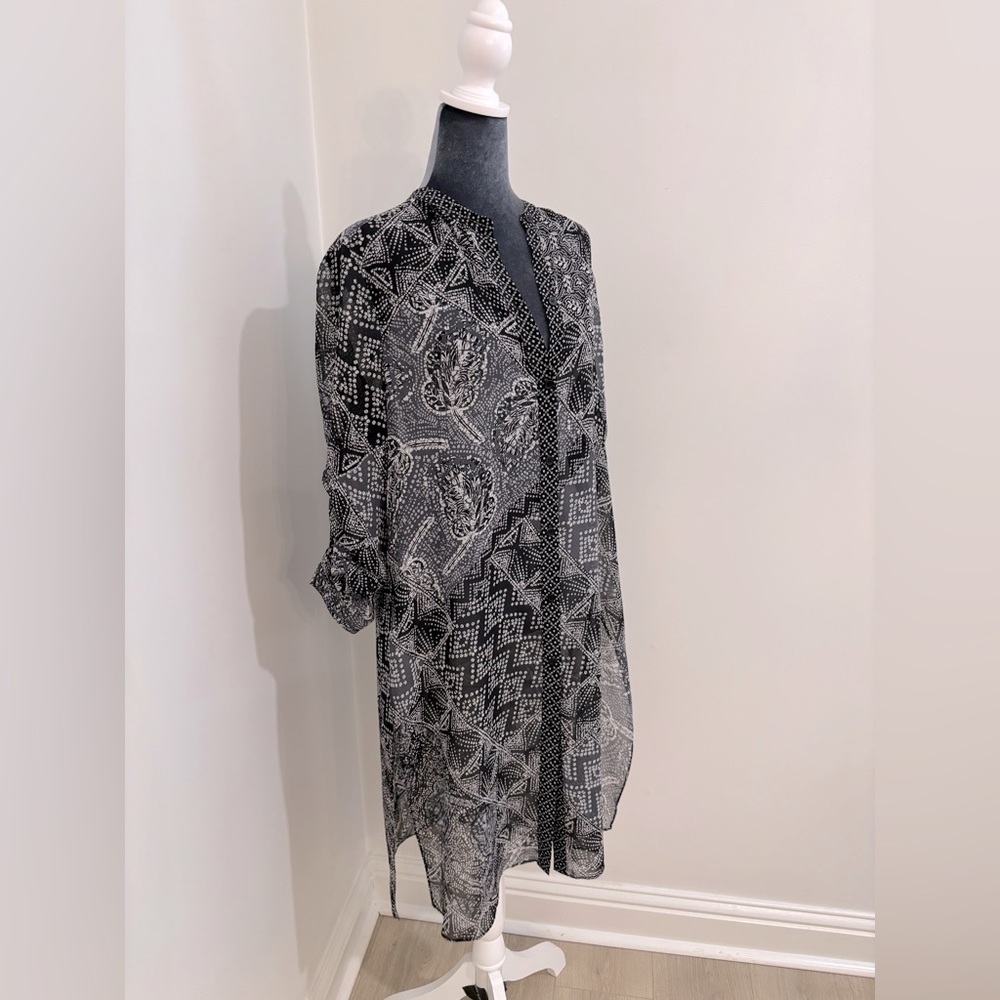 BCBG Black & White Kaftan Scarf Dress Size L - Picture 3 of 9
